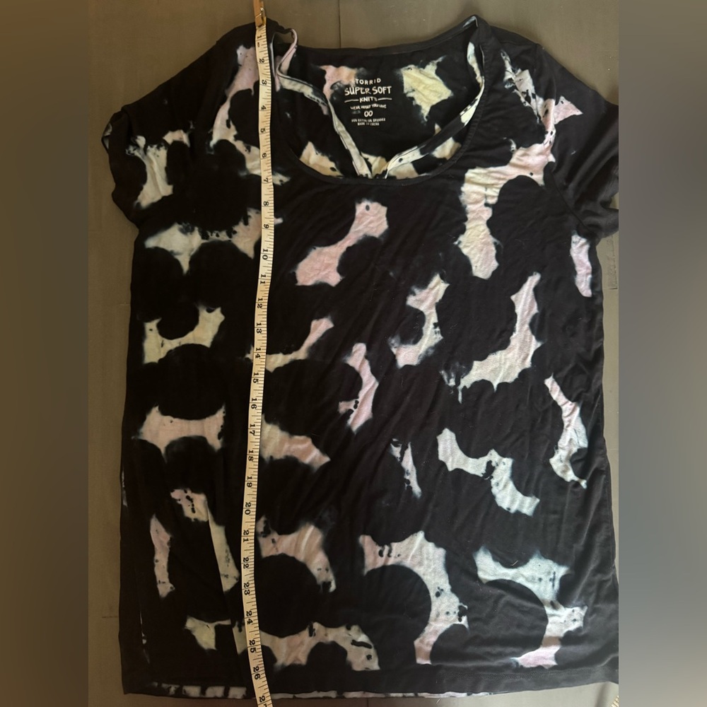 Torrid tie dye top 🦄2/$15